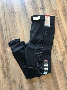 Levi's Black Distressed Skinny Jeans